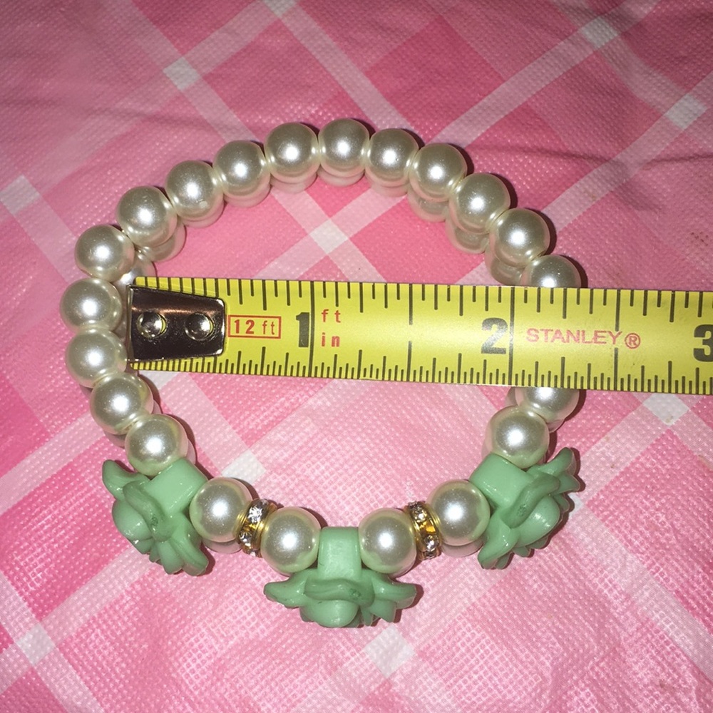 🎈SALE🎈🌷#8.”PEARLS & ROSES”🌷 - Picture 7 of 9